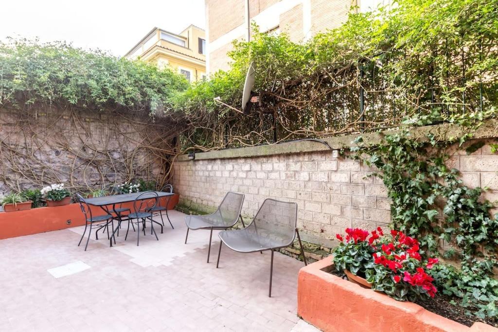 Apartment Il Giardino Di Linda A San Pietro Roma Exterior foto